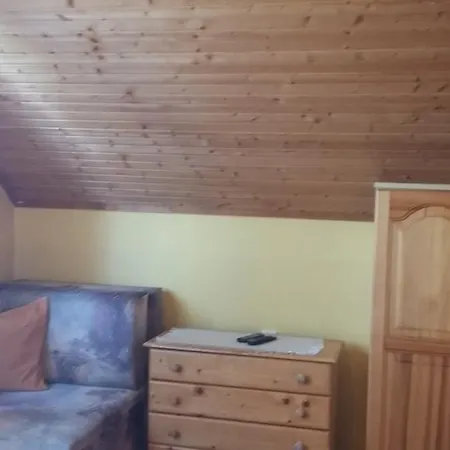 Alojamento de Acomodação e Pequeno-almoço Bundics 3*