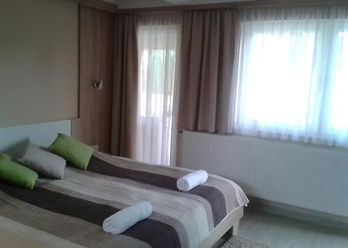 Bed & Breakfast Bundics Vendeghazak 3*