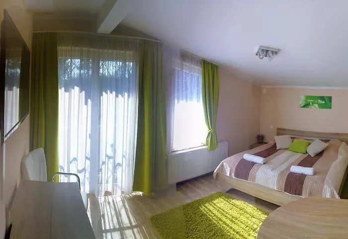 Bundics Vendeghazak 3* Lenti
